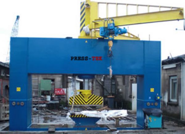 Hydraulic special press for Ship Construction SCP610 400-600 t